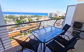 Paradise Palms Seaview Apartment